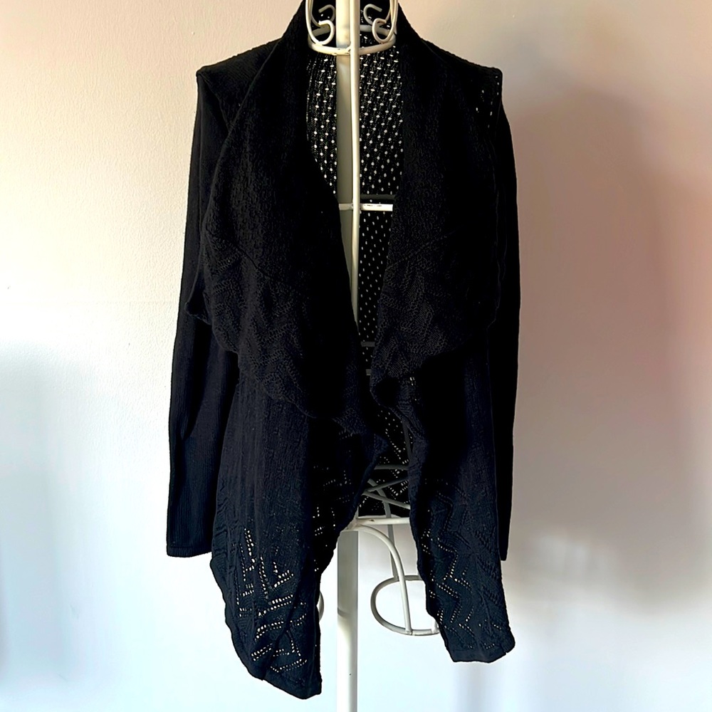 Design History Black Open-Front Cardigan